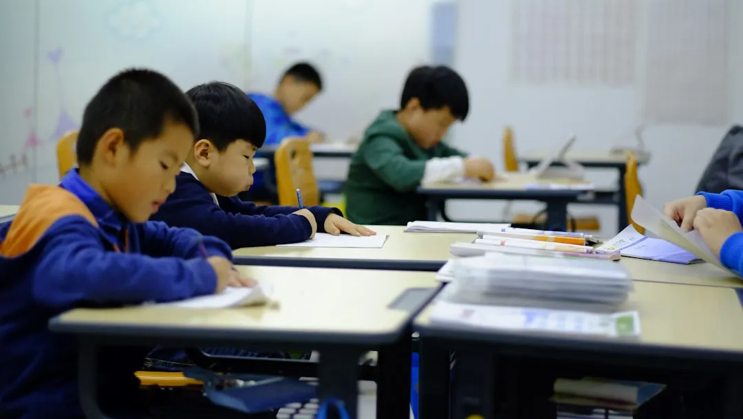 堆高车液压系统常见故障诊断与维护周期建议